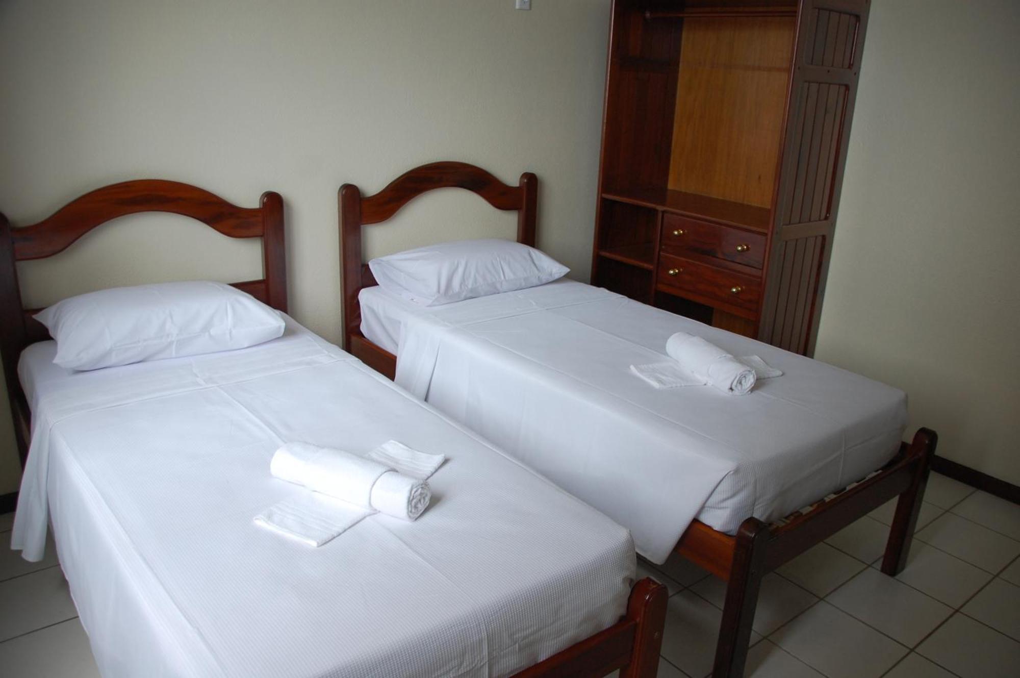 Hotel Netuno Beach Suites Форталеза Номер фото